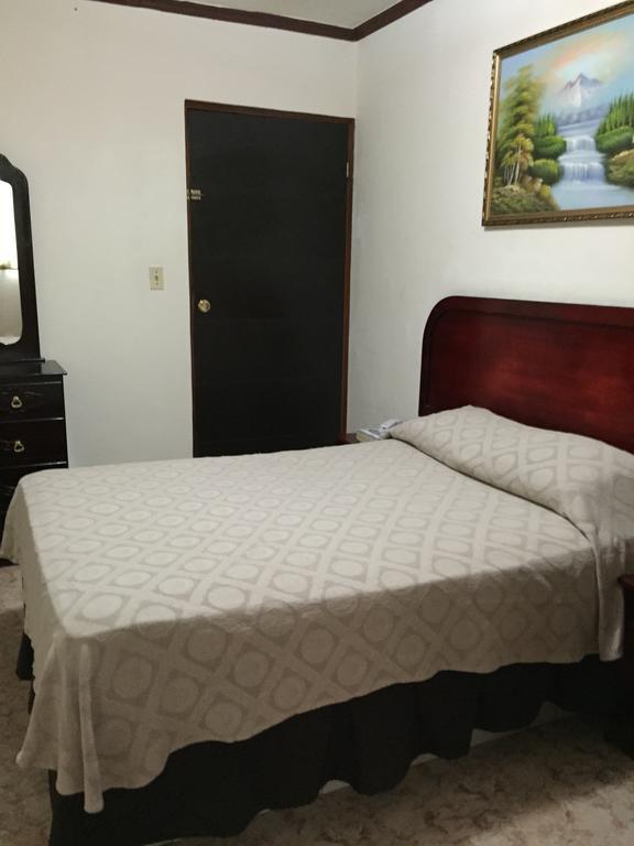 Hotel Marparaiso Панама Сити Стая снимка